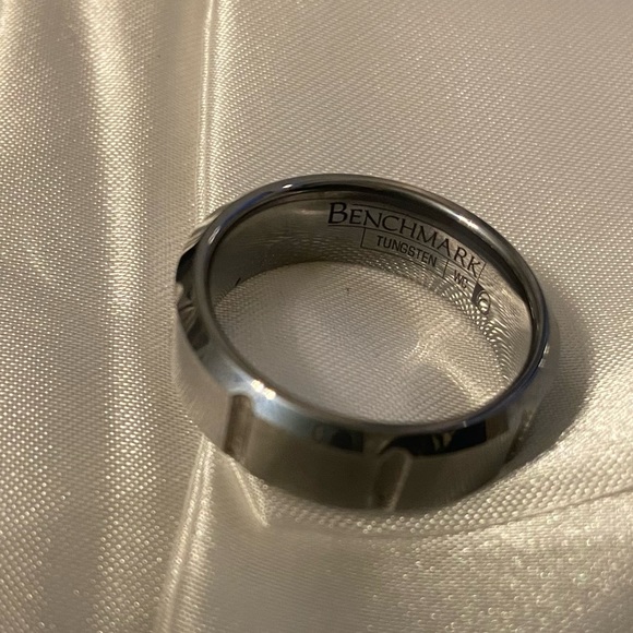 BENCHMARK Mens Size 8, 7MM Brushed Tungsten Wedding Band with Vertical Groove. - Picture 9 of 12